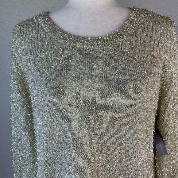 NWT No Boundaries Metallic Gold Feather Yarn Sweater Size L Juniors - Picture 2 of 7